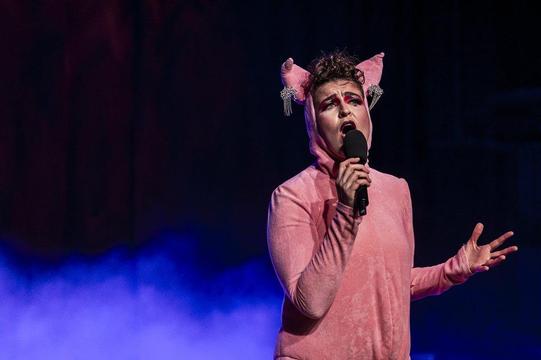 ERMi Monster Chetwyndi publikuprogramm